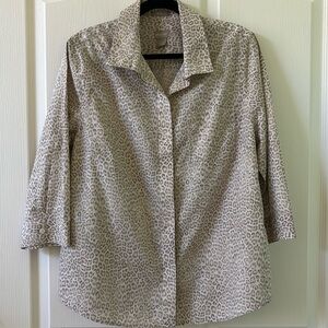 Chicos cotton button down no iron blouse